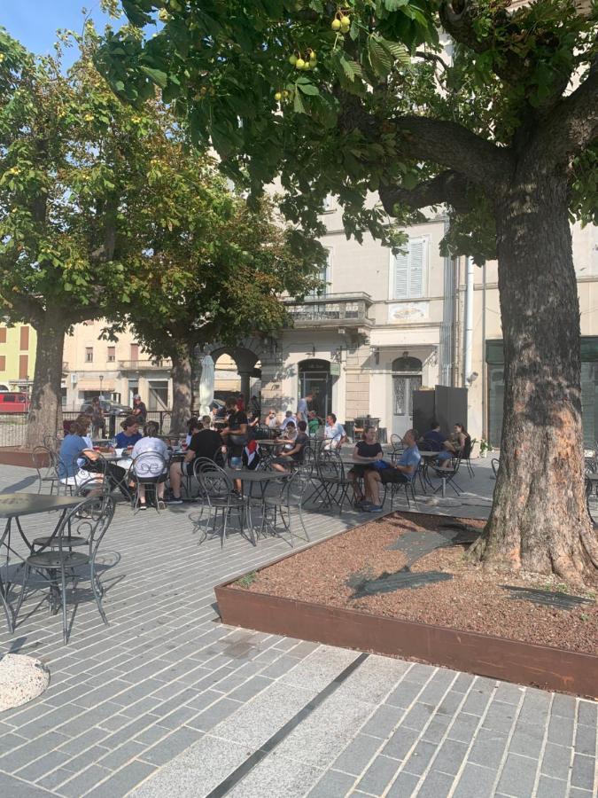 Palazzo Clerici Apartman Luino Kültér fotó