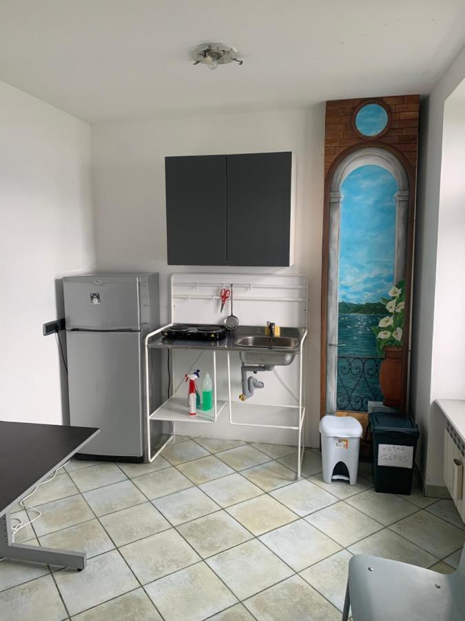 Palazzo Clerici Apartman Luino Kültér fotó