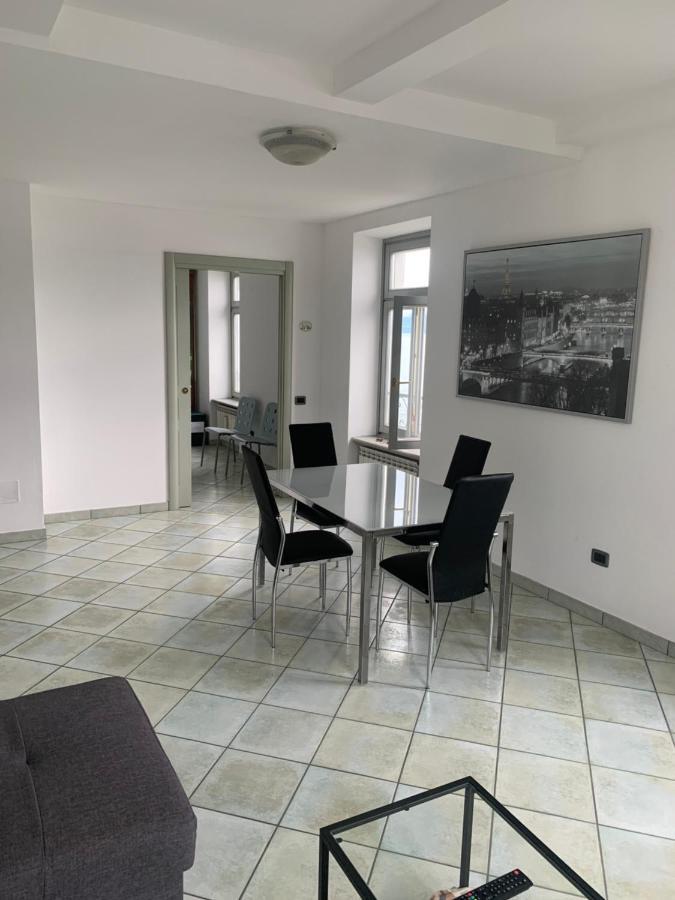 Palazzo Clerici Apartman Luino Kültér fotó