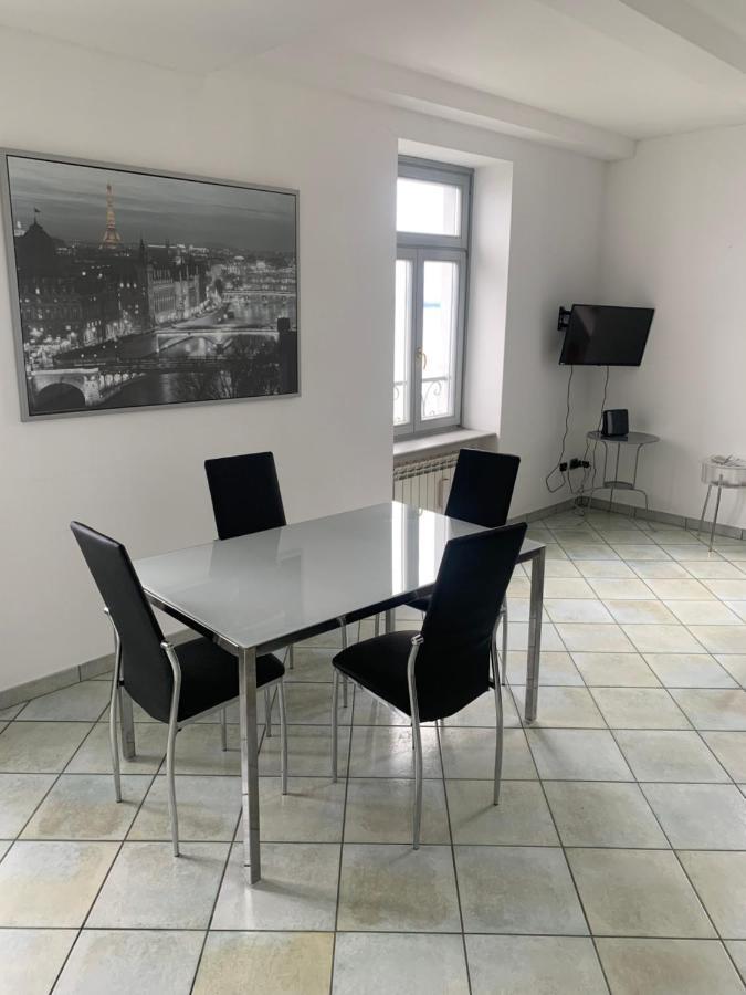 Palazzo Clerici Apartman Luino Kültér fotó