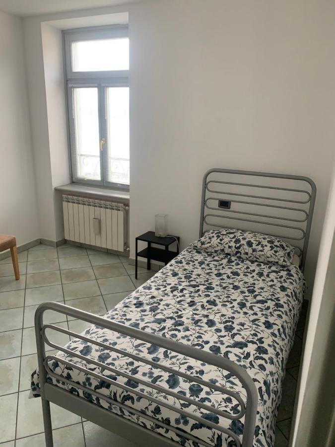 Palazzo Clerici Apartman Luino Kültér fotó